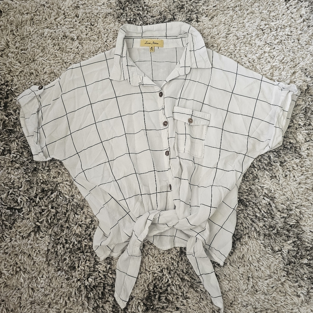 Women's Medium Love Notes Black and White Blouse